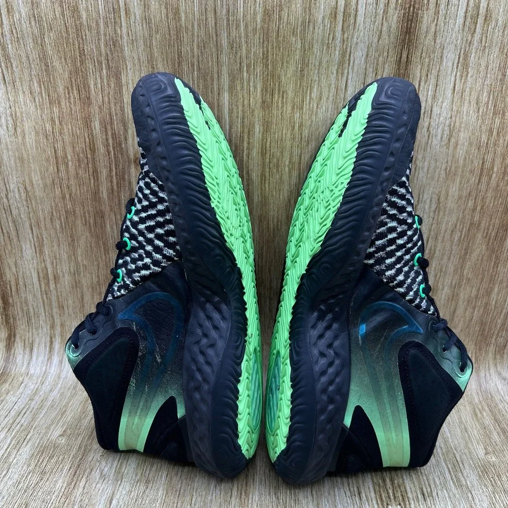 Nike KD Trey 5 VIII Men's Size 11.5 Black Illusion Green Shoes CK2090-004